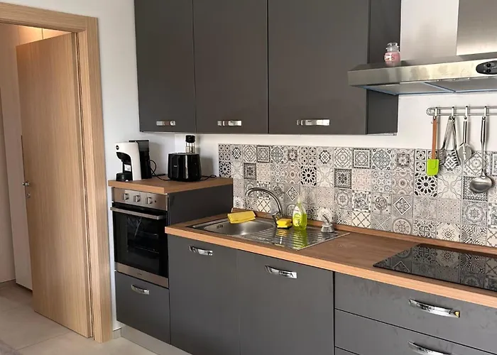 Nagelneue In Strandnaehe In Mittelitalien *