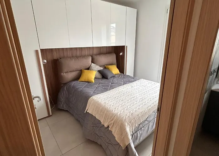 Appartement Nagelneue In Strandnaehe In Mittelitalien Alba Adriatica